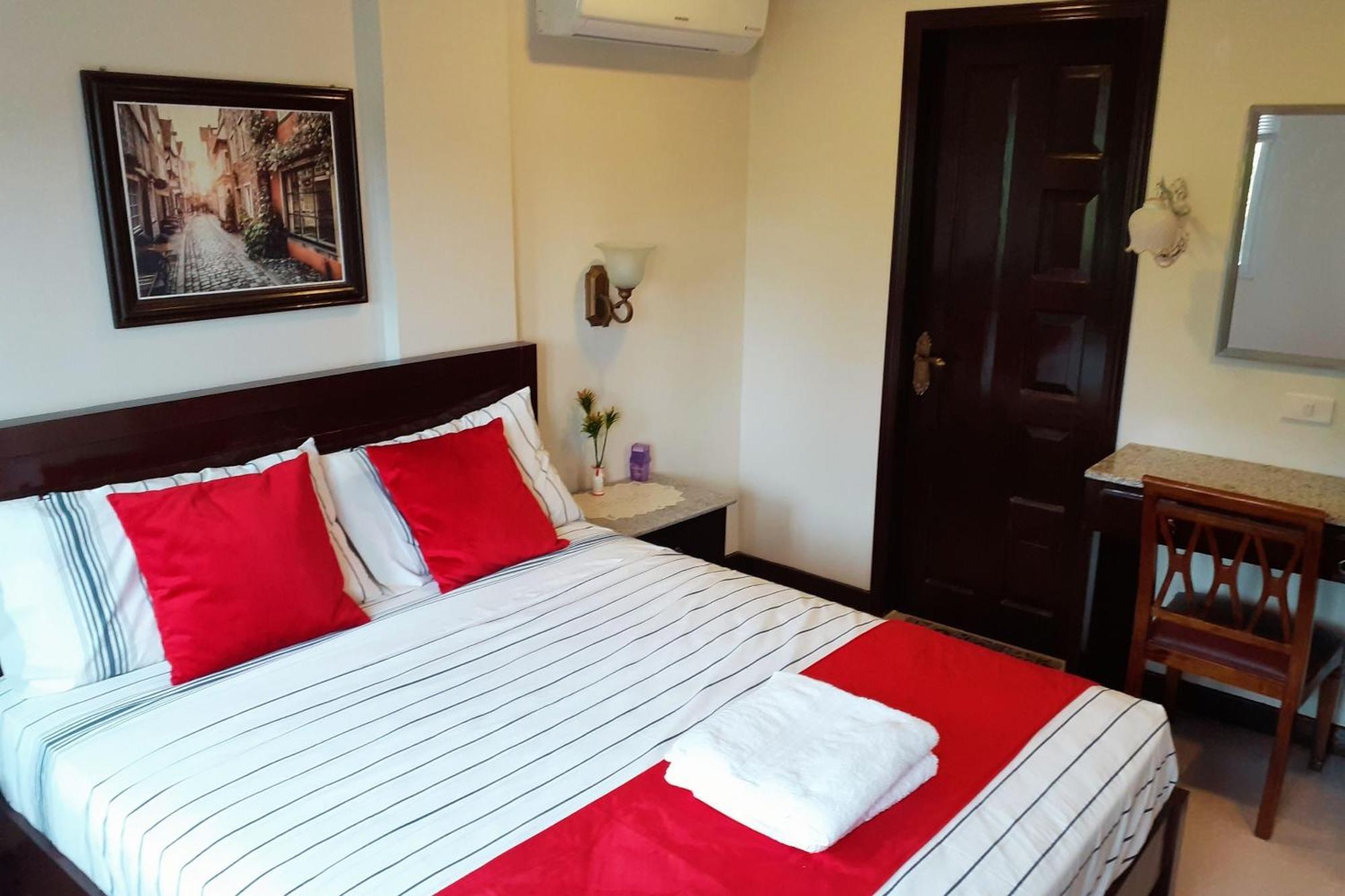 Venezia Suites Hotel Iloilo Quarto foto