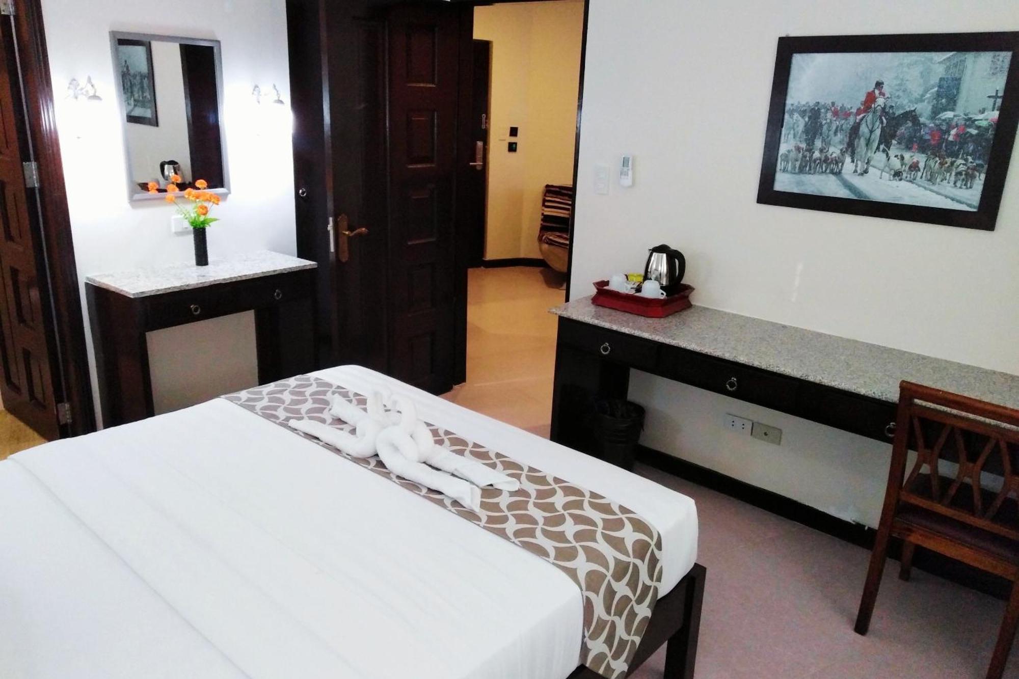 Venezia Suites Hotel Iloilo Quarto foto