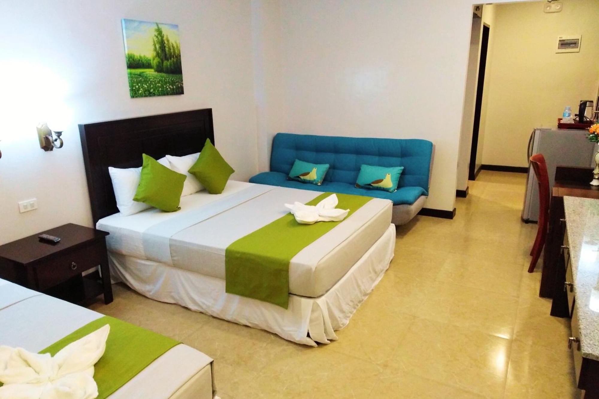 Venezia Suites Hotel Iloilo Quarto foto