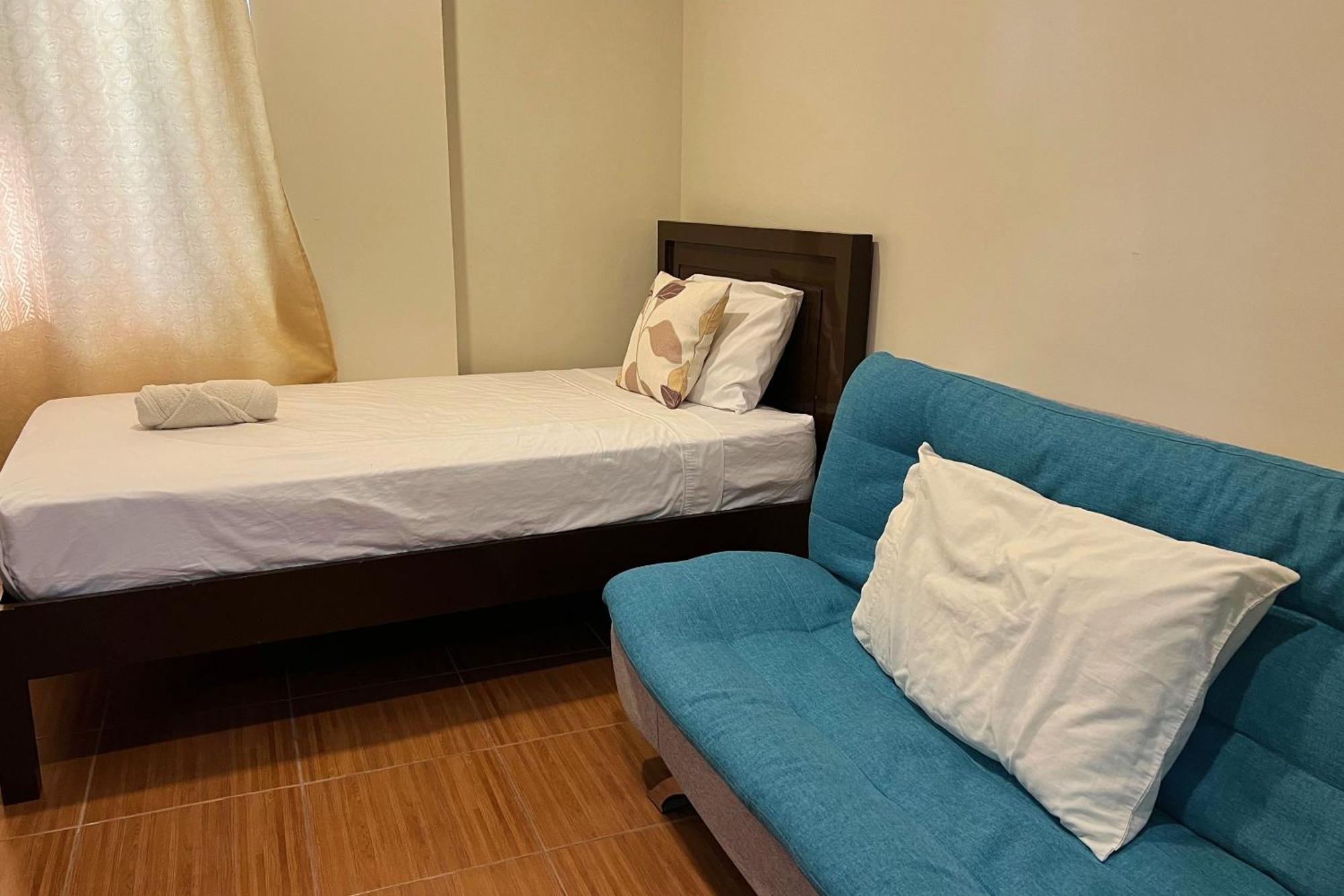 Venezia Suites Hotel Iloilo Quarto foto